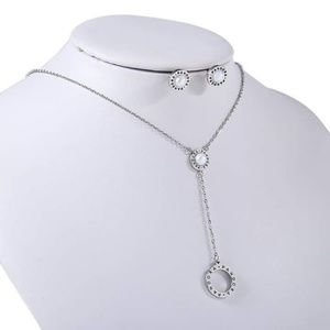 Eaarings and necklace.